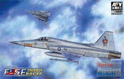 AFV CLUB MODEL 1 /48 SCALE military models #AR48S08 RF-5S Tiger II