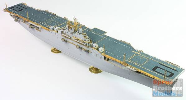 Trumpeter US CV-10 Yorktown Aircraft Carrier WWII Collection Warship Model Kit