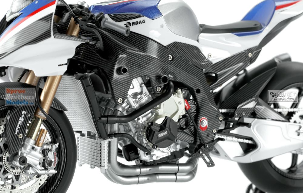 BMW HP4 RACE (MENG 1/9)RACER GIRL (MENG 1/9) - YouTube